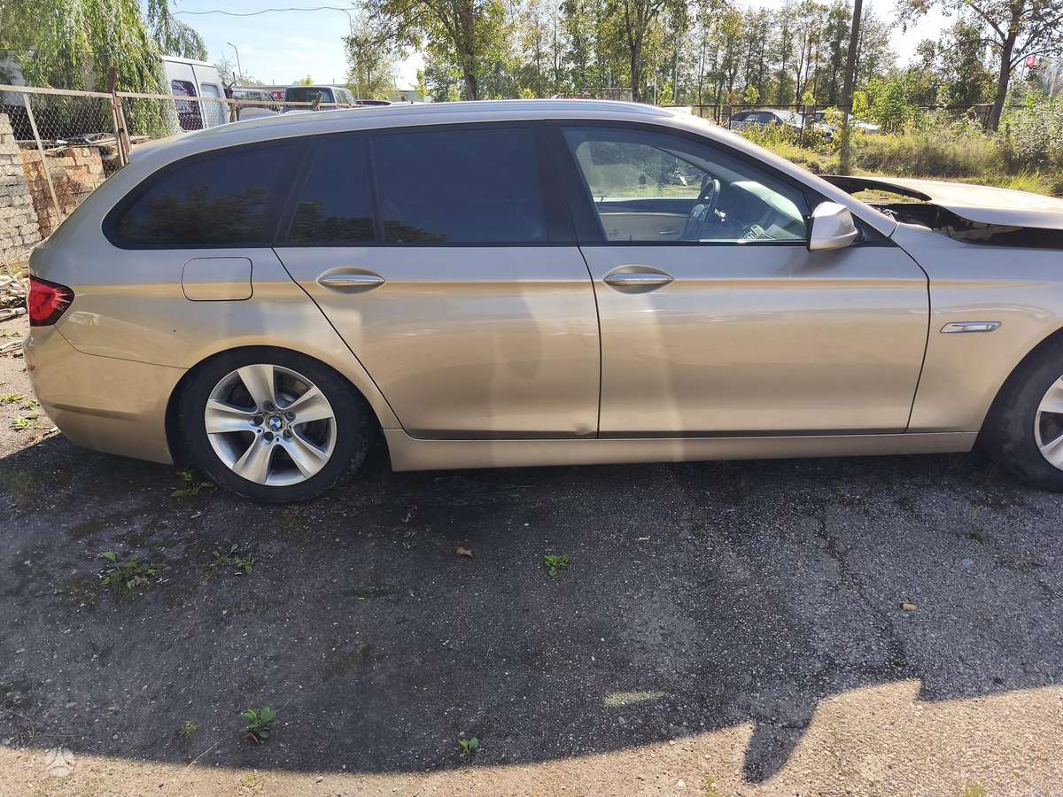 BMW 520, 2.0 l., wagon