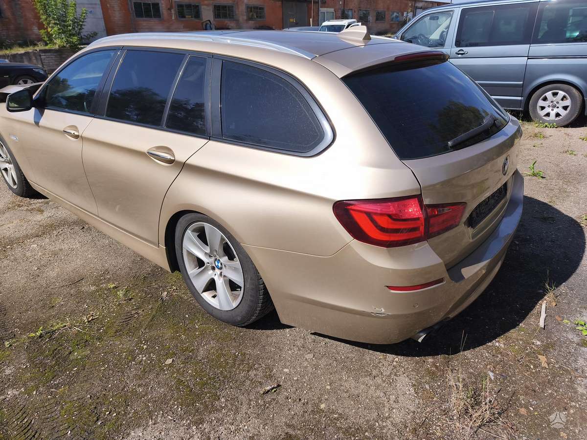 BMW 520, 2.0 l., Универсал