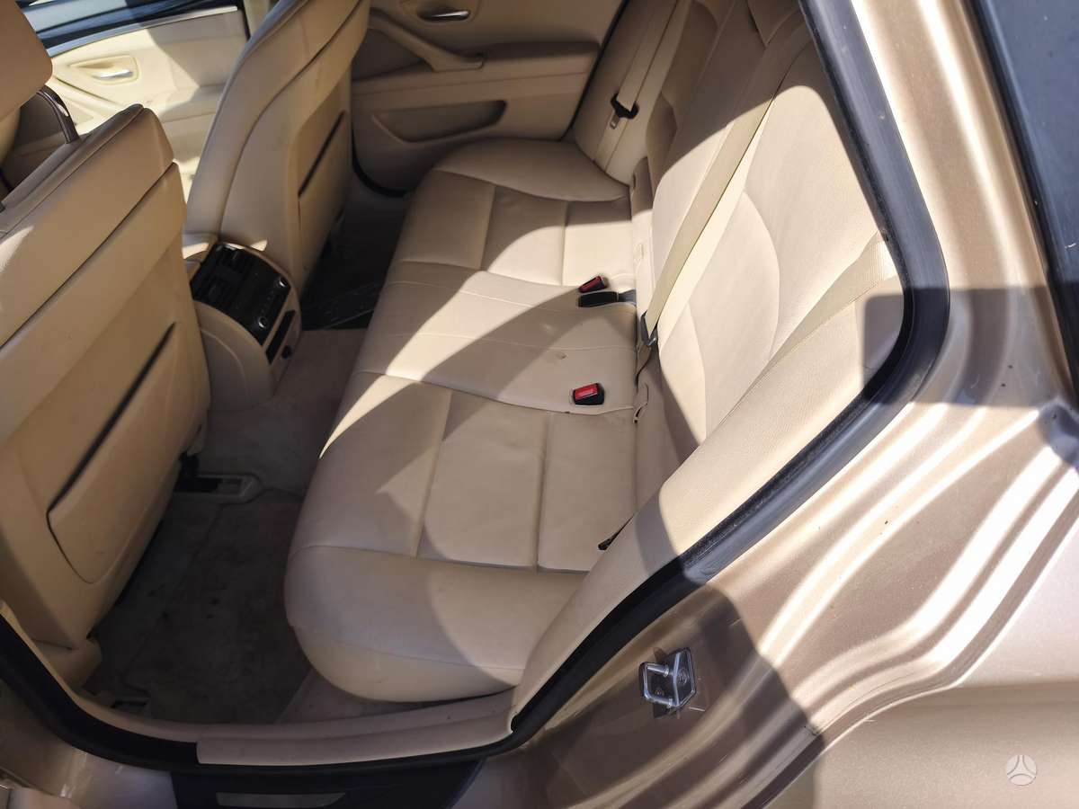 BMW 520, 2.0 l., wagon