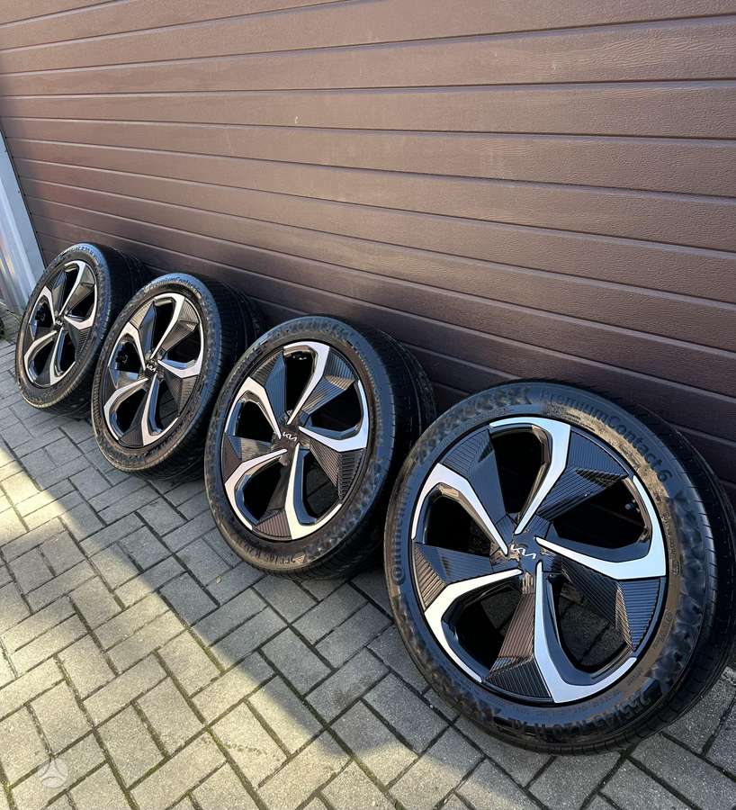KIA EV6, lengvojo lydinio, R20
