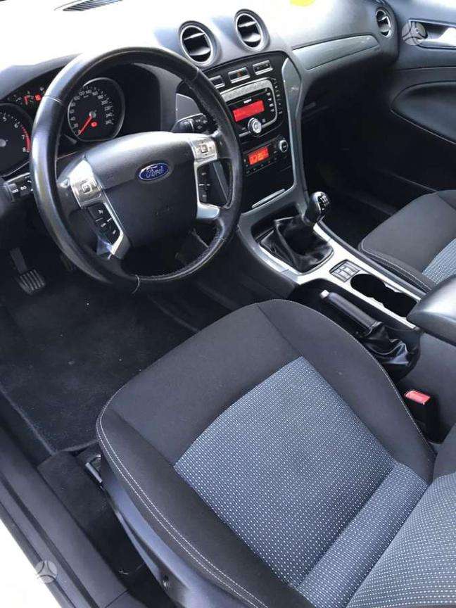 Ford Mondeo, 2.0 l., hatchback