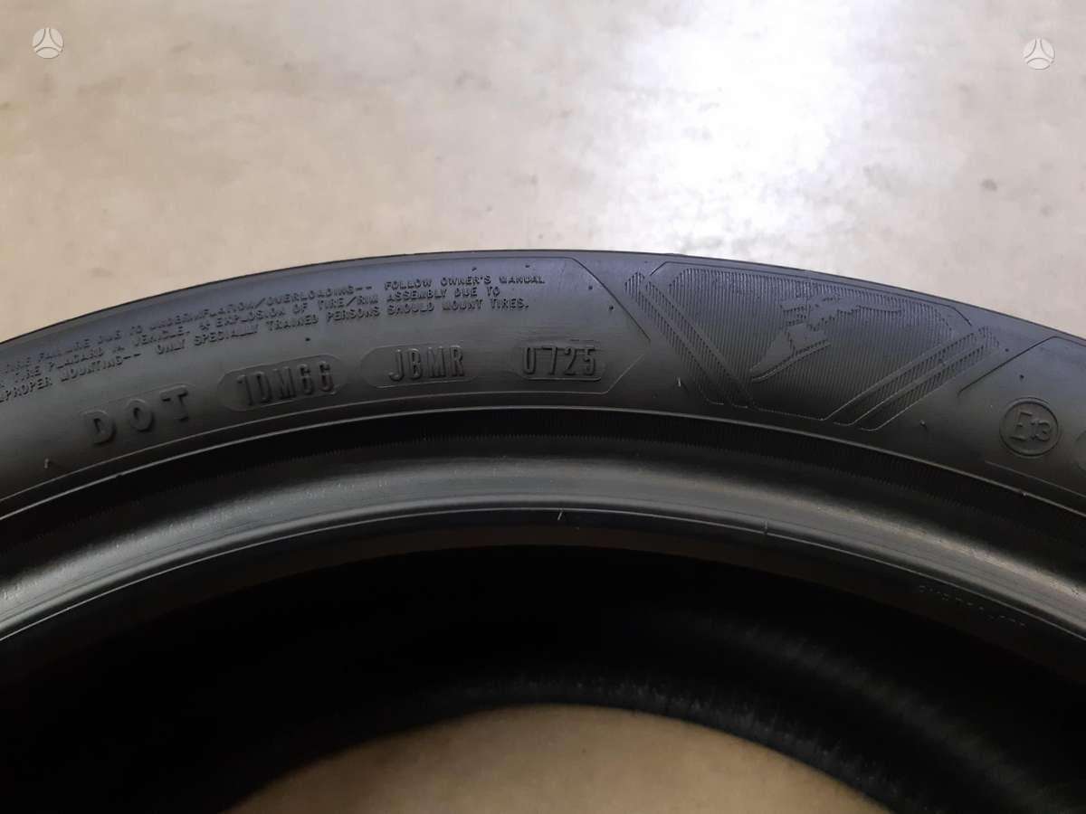 Goodyear 2025m95% UG Perform3., winter 245/40 R19