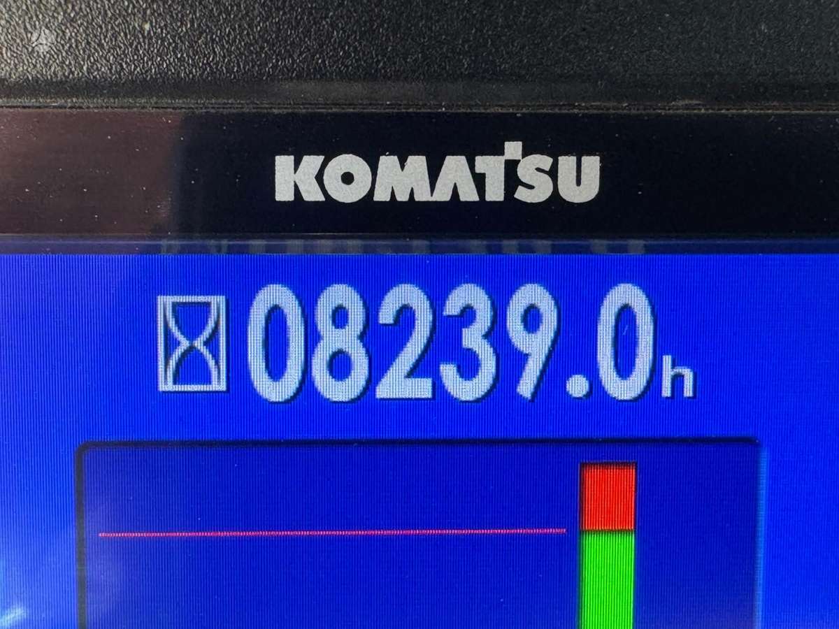 Komatsu D61EX-23, buldozeriai