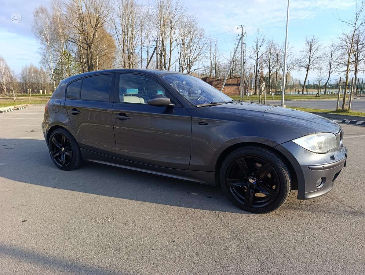 BMW 120, 2.0 l., Хэтчбек