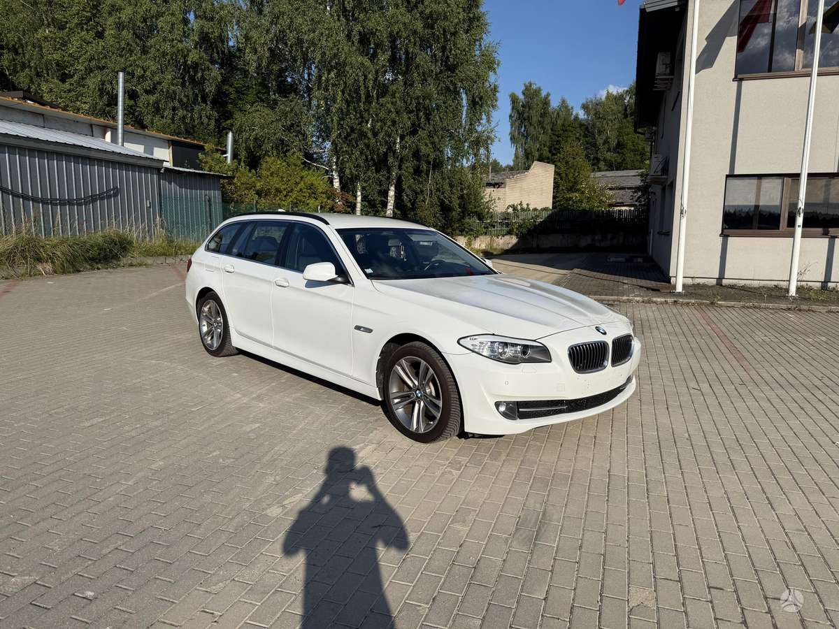 BMW 520, 2.0 l., Универсал