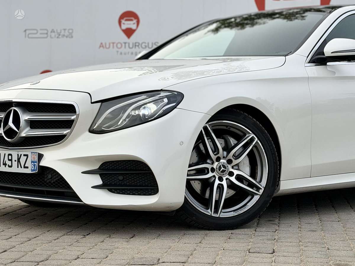 Mercedes-Benz E350 - 9