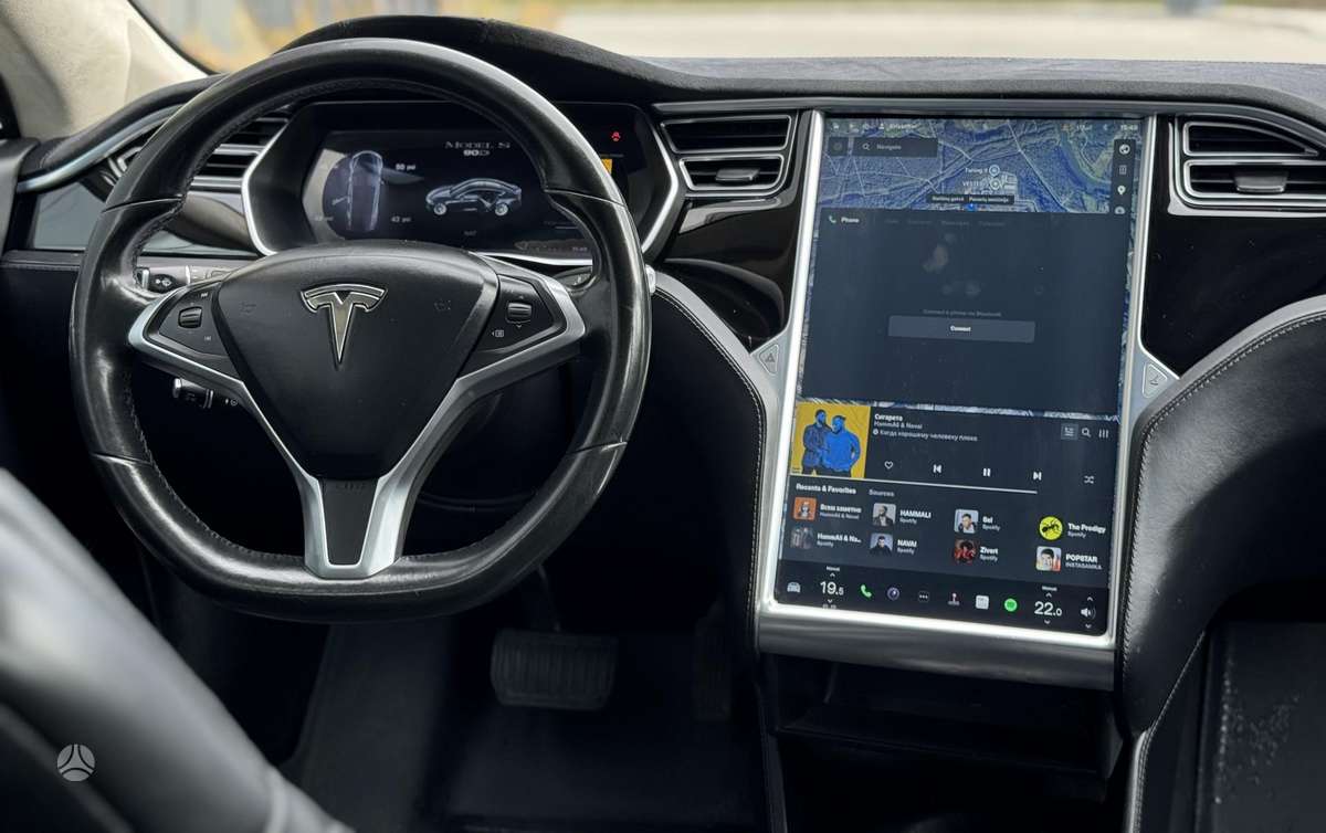 Tesla Model S, 90 kWh, hatchback