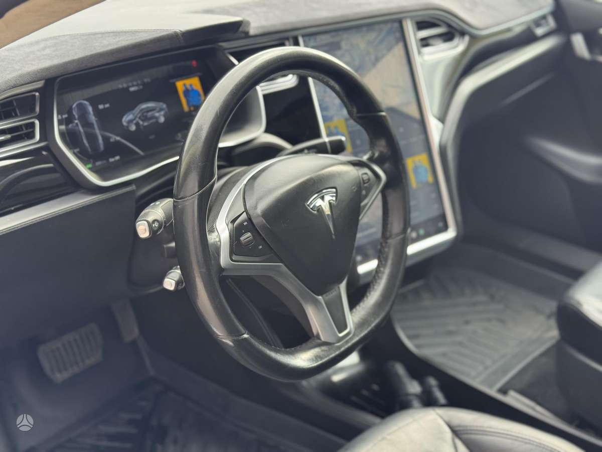 Tesla Model S, 90 kWh, hatchback