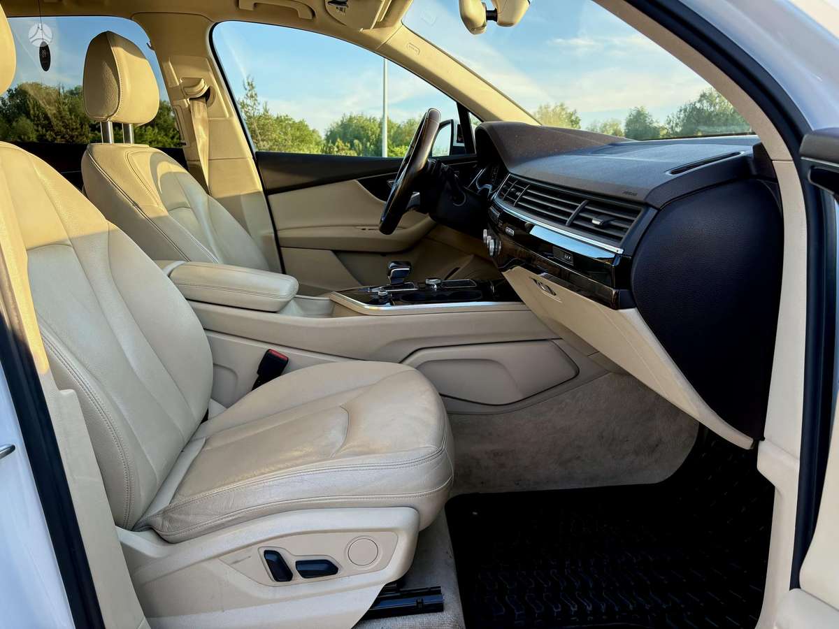 Audi Q7, 3.0 l., Внедорожник / Кроссовер
