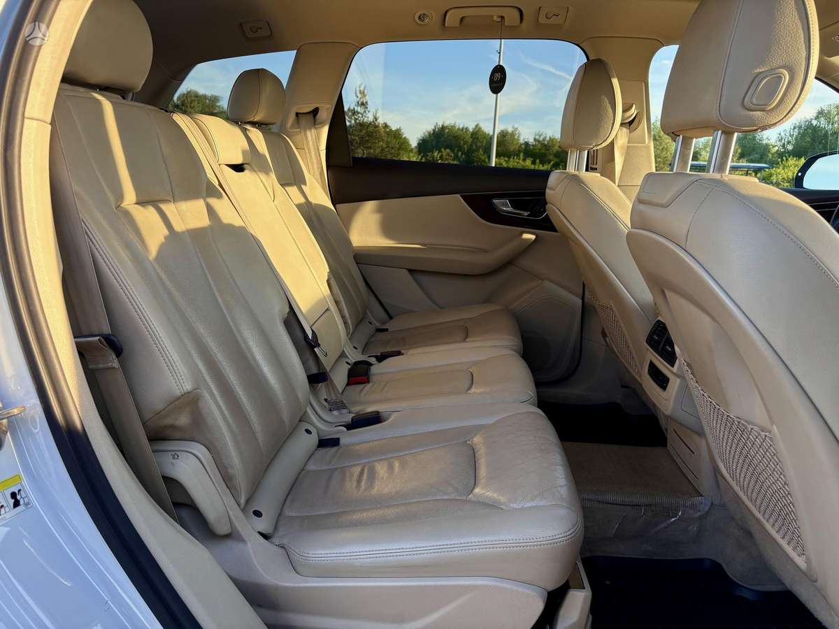 Audi Q7, 3.0 l., Внедорожник / Кроссовер