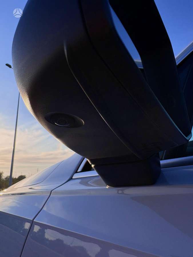Audi Q7, 3.0 l., off-road / crossover