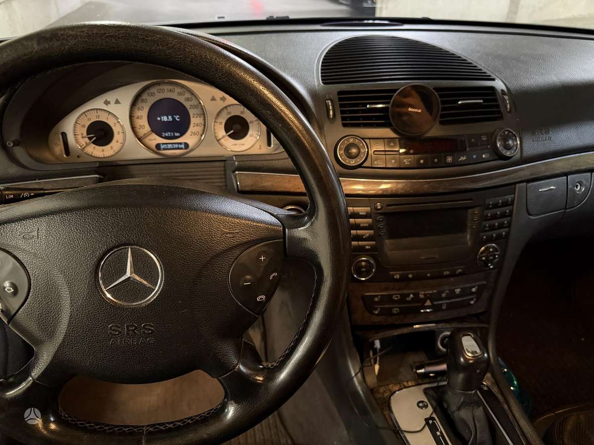 Mercedes-Benz E320, 3.2 l., Универсал