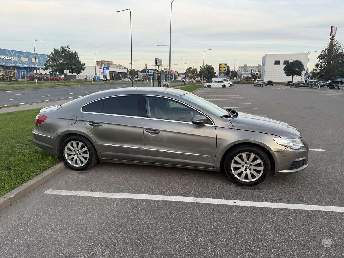 Volkswagen Passat CC - 7
