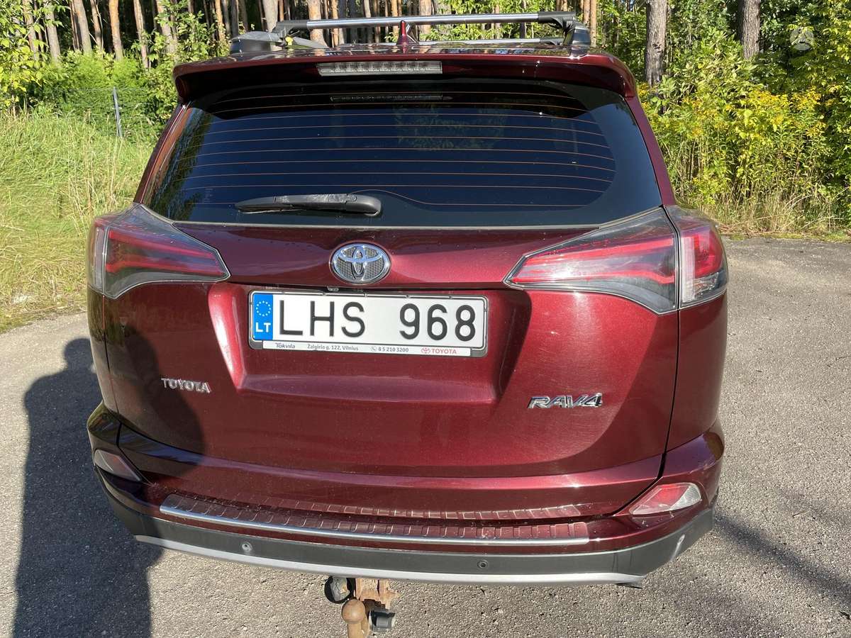Toyota RAV4 - 4