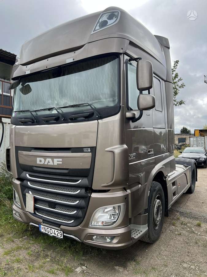 DAF 460 XF FT, 2 miegamosios vietos