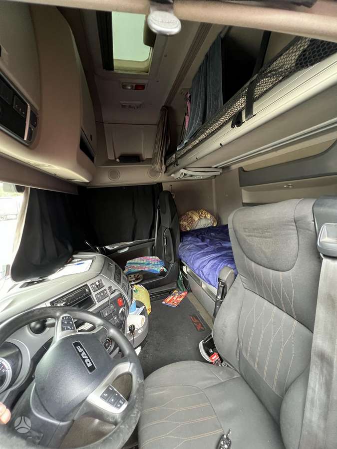 DAF 460 XF FT, 2 miegamosios vietos