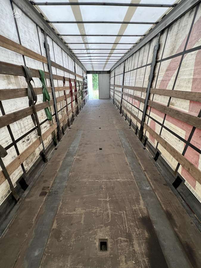 DAF 460 XF FT, 2 miegamosios vietos