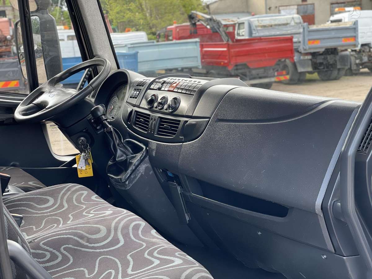 Iveco EUROCARGO, самосвалы с краном