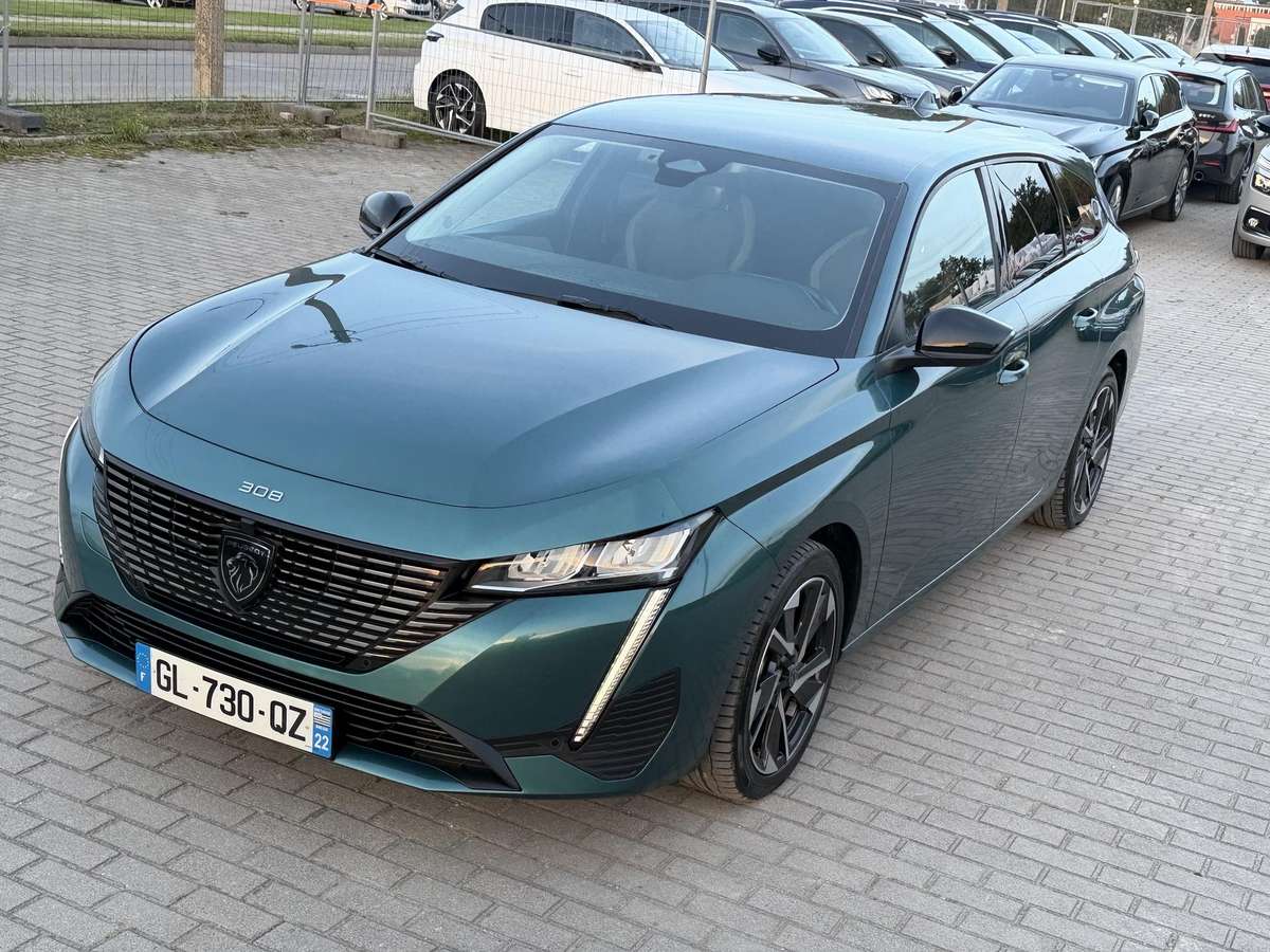 Peugeot 308, 1.2 l., Универсал