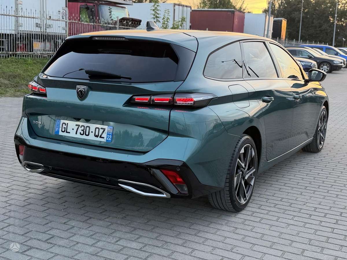 Peugeot 308, 1.2 l., Универсал