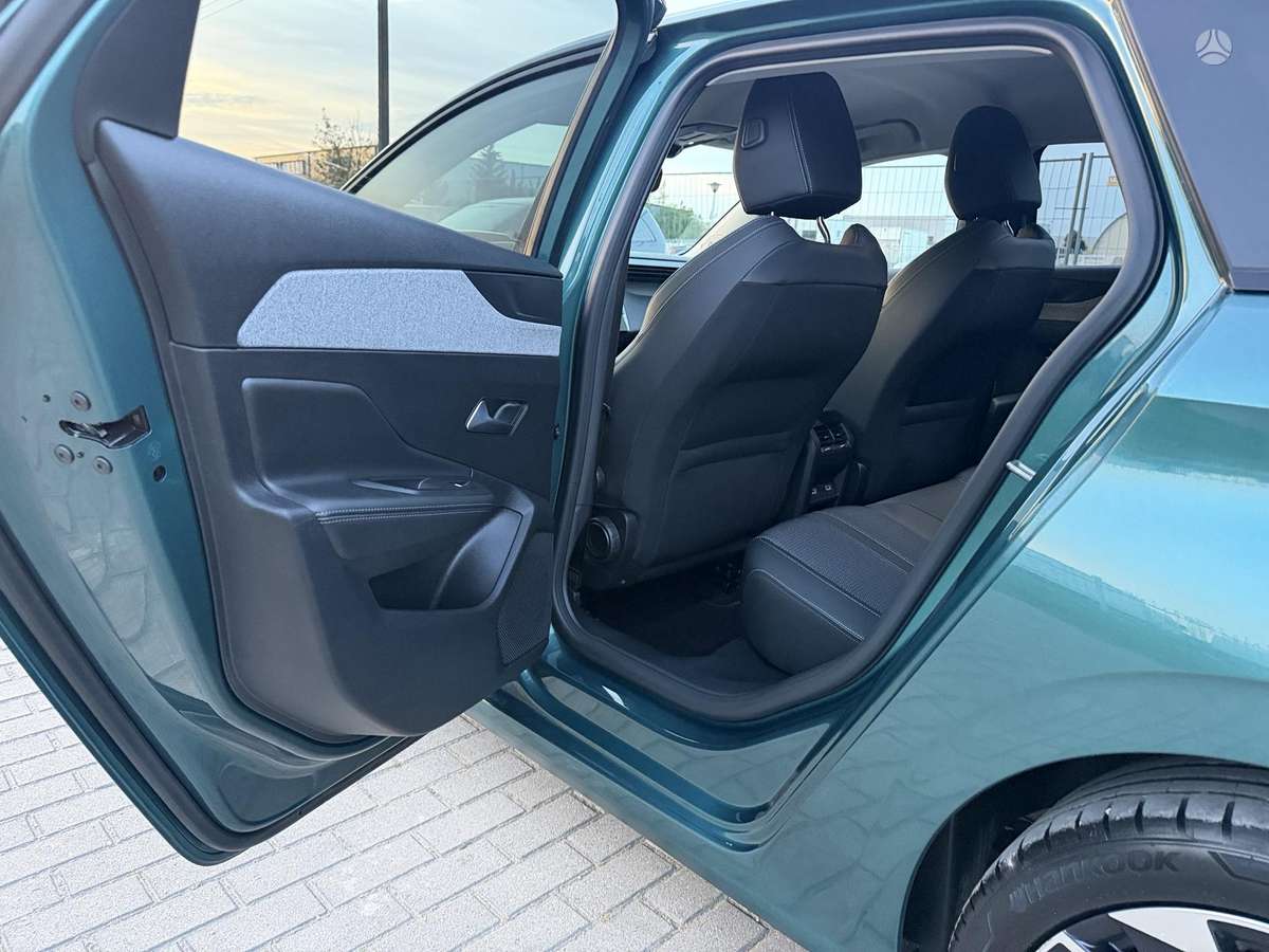 Peugeot 308, 1.2 l., Универсал