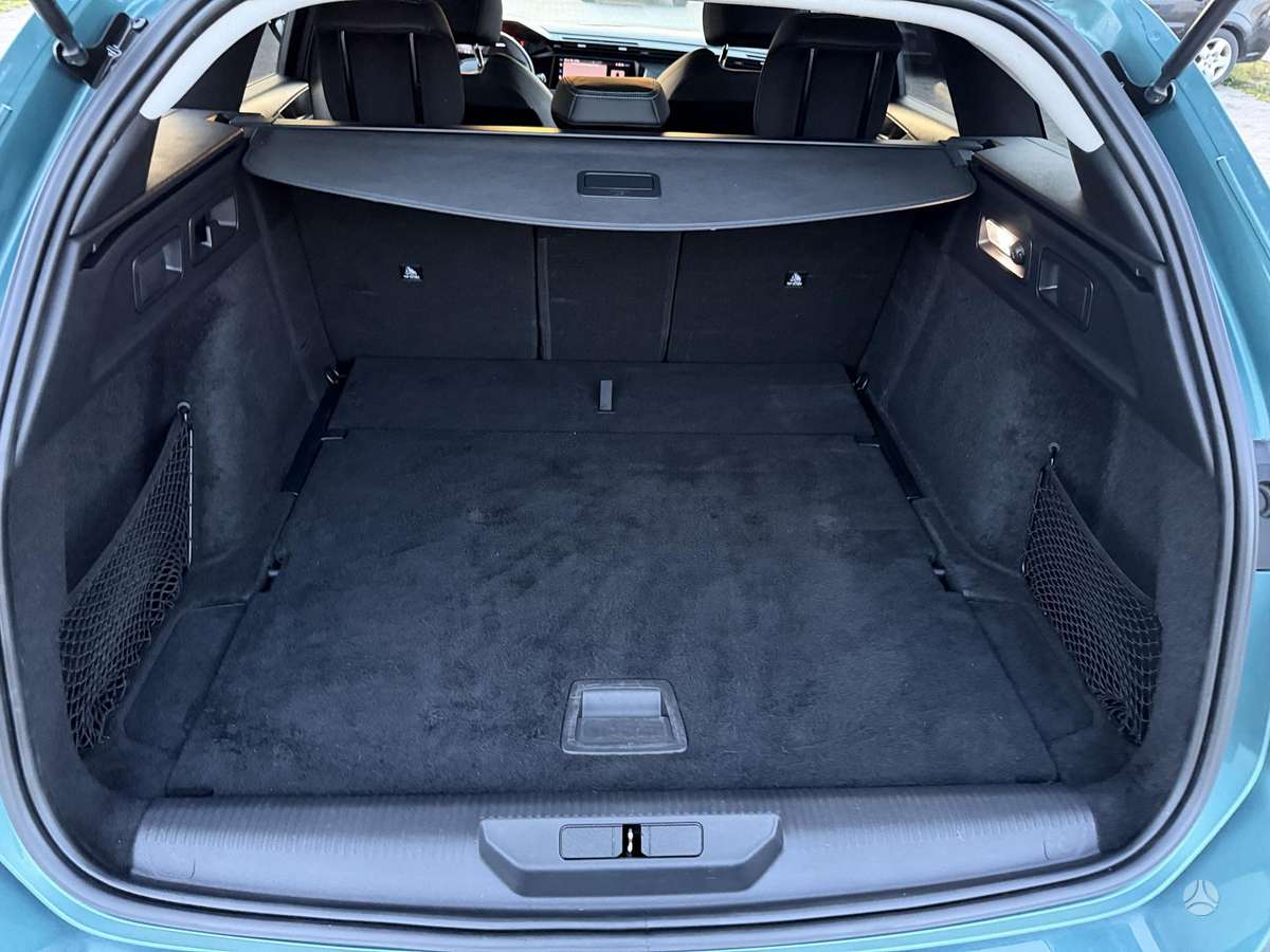 Peugeot 308, 1.2 l., Универсал