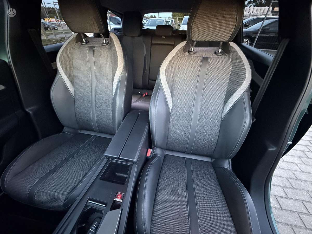 Peugeot 308, 1.2 l., Универсал