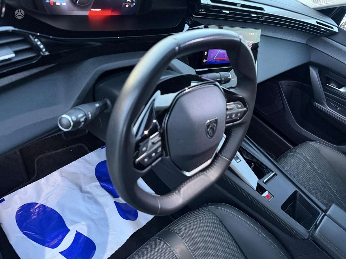 Peugeot 308, 1.2 l., Универсал