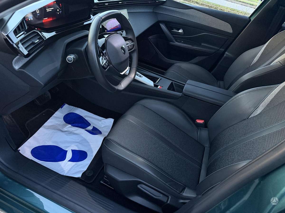 Peugeot 308, 1.2 l., Универсал