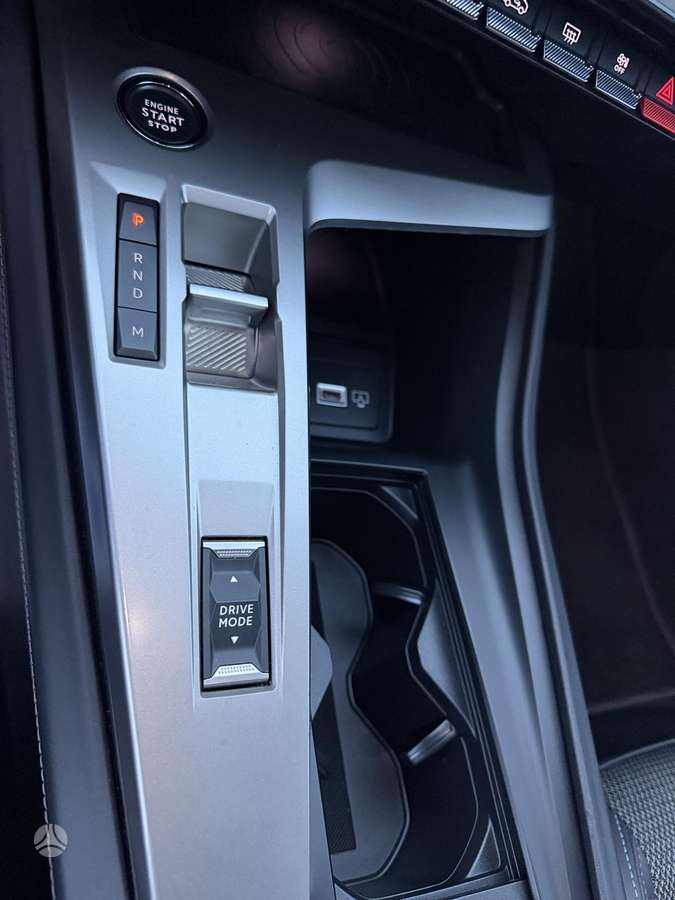 Peugeot 308, 1.2 l., Универсал