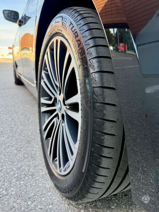 BMW 520, 2.0 l., wagon