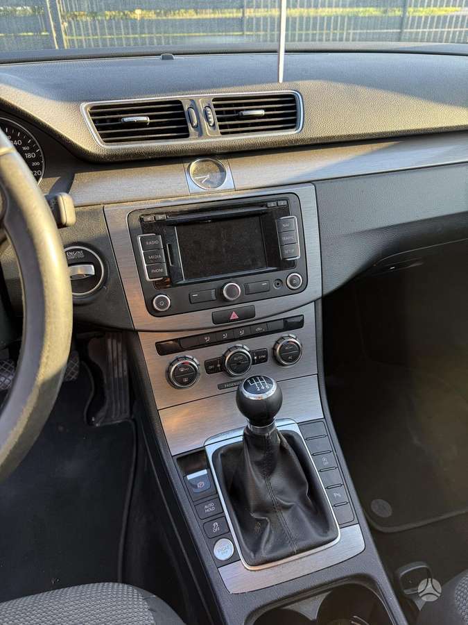 Volkswagen Passat, 1.6 l., Универсал