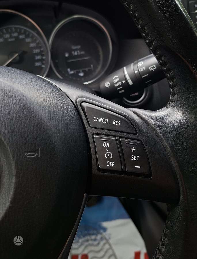 Mazda CX-5, 2.2 l., off-road / crossover
