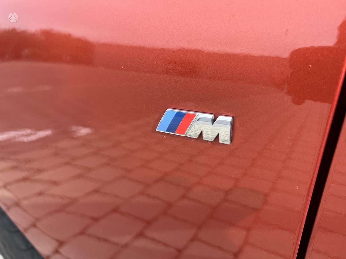 BMW 118, 1.5 l., Хэтчбек