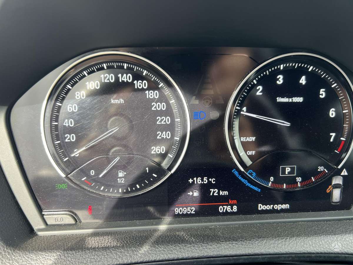 BMW 118, 1.5 l., Хэтчбек