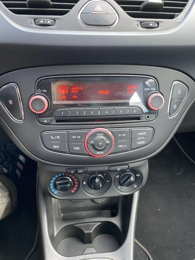 Opel Corsa, 1.2 l., Хэтчбек