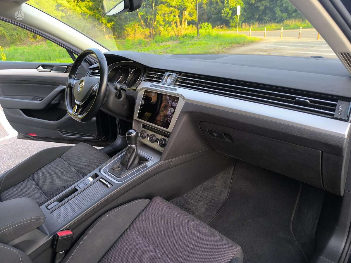 Volkswagen Passat, 2.0 l., Универсал