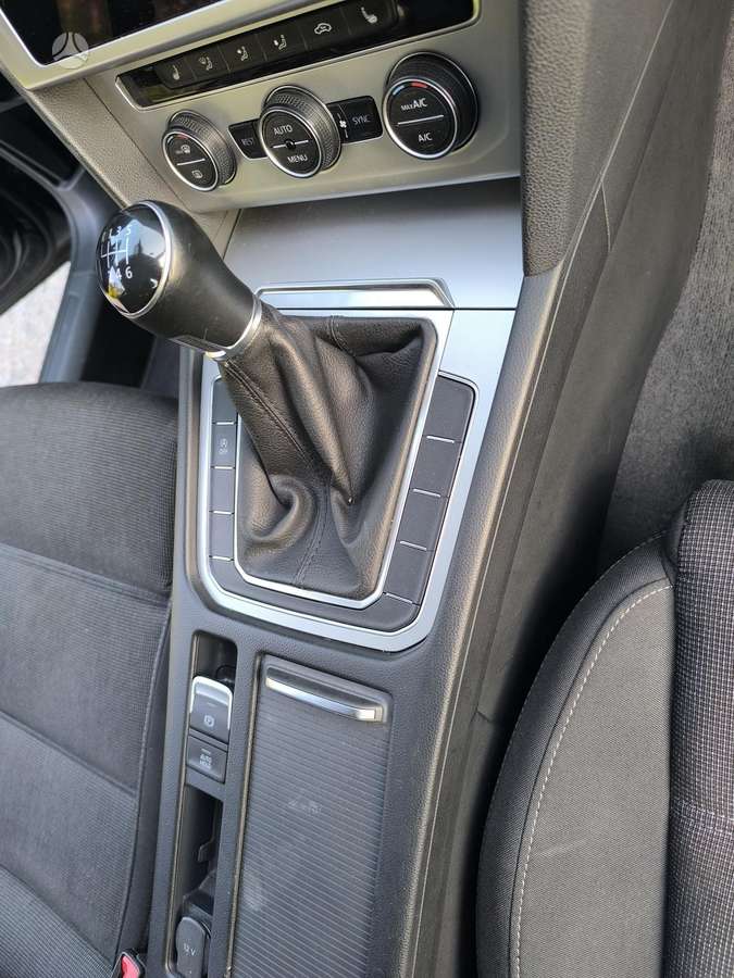 Volkswagen Passat, 2.0 l., Универсал