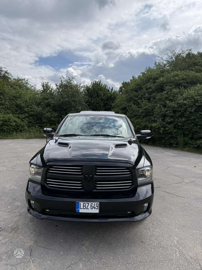RAM 1500, 5.7 l., Пикап