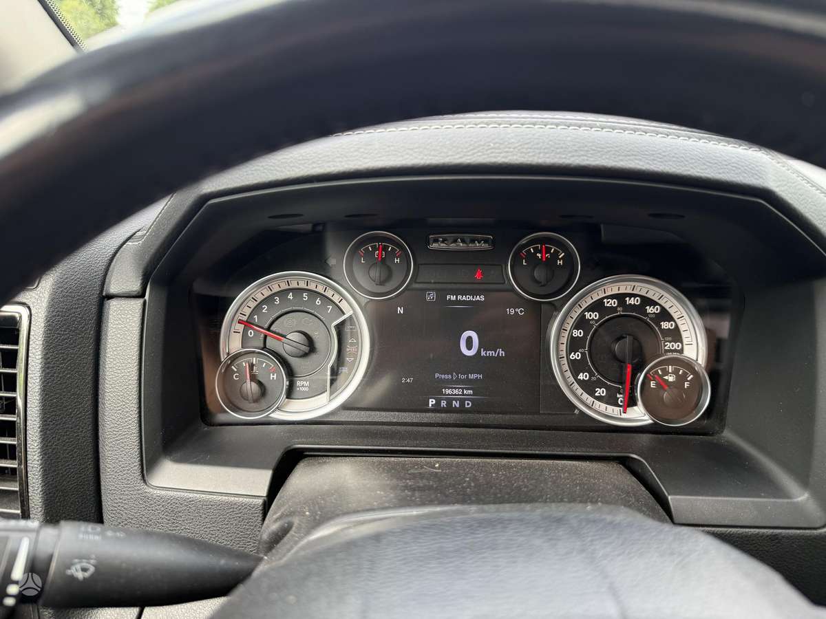 RAM 1500, 5.7 l., Пикап