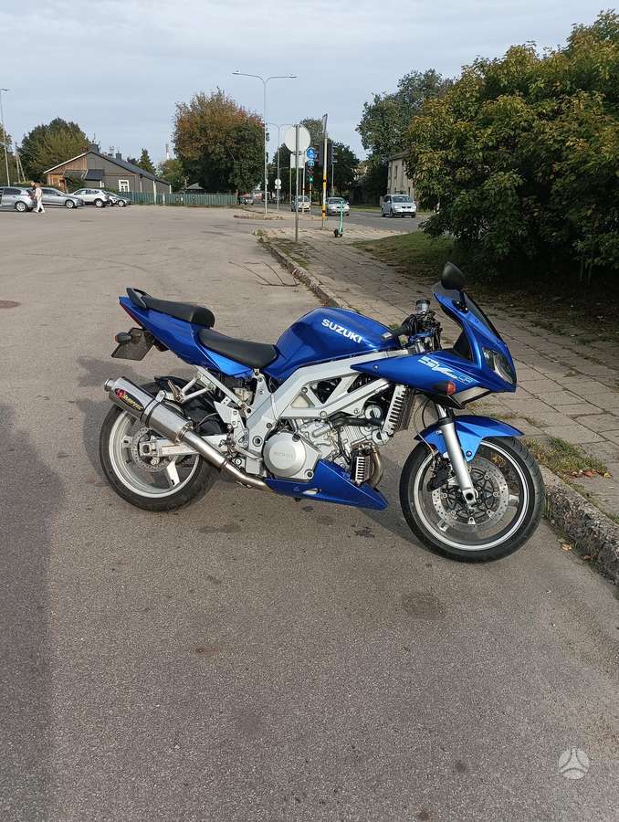 Suzuki SV 1000cc, superbikes