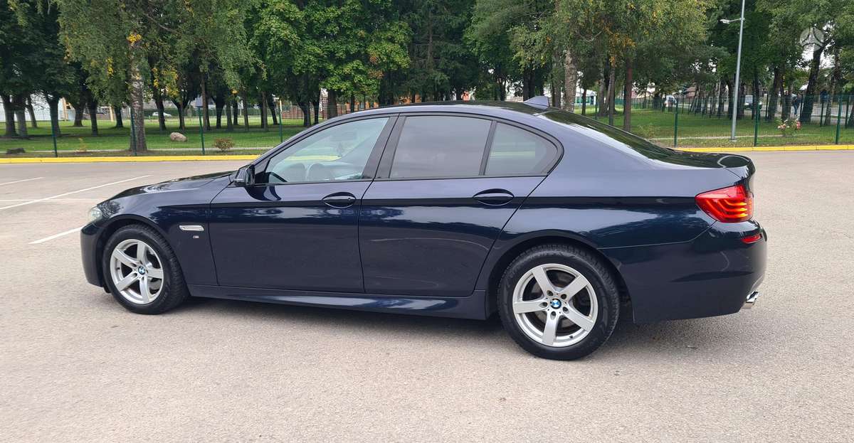 BMW 520, 2.0 l., Седан