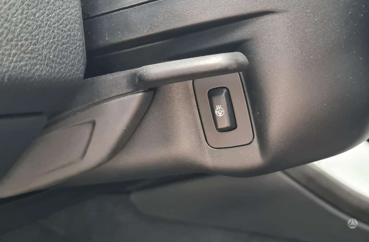 BMW 520, 2.0 l., Седан