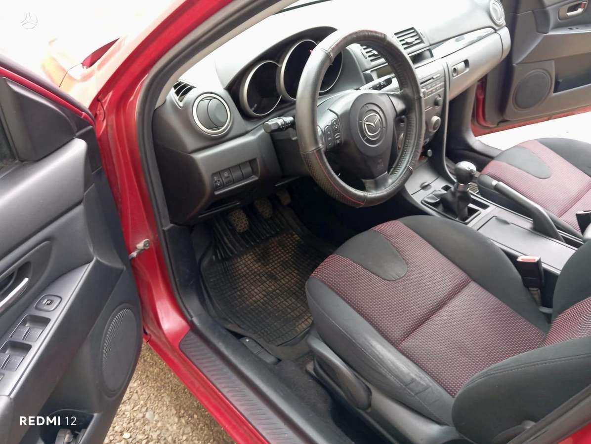 Mazda 3, 1.6 l., Хэтчбек