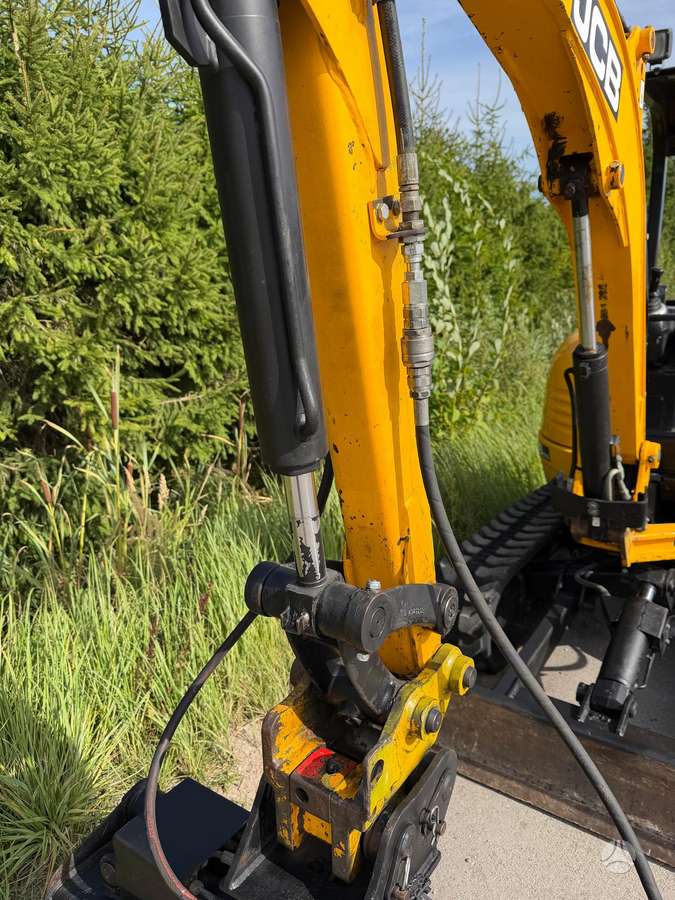 JCB 8026CTS, mini ekskavatoriai