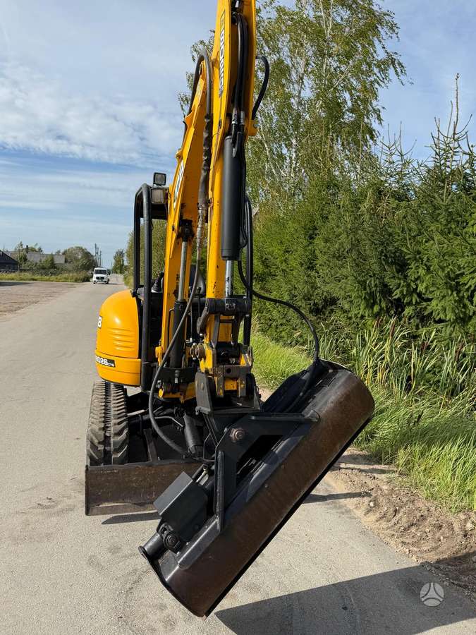 JCB 8026CTS, mini ekskavatoriai