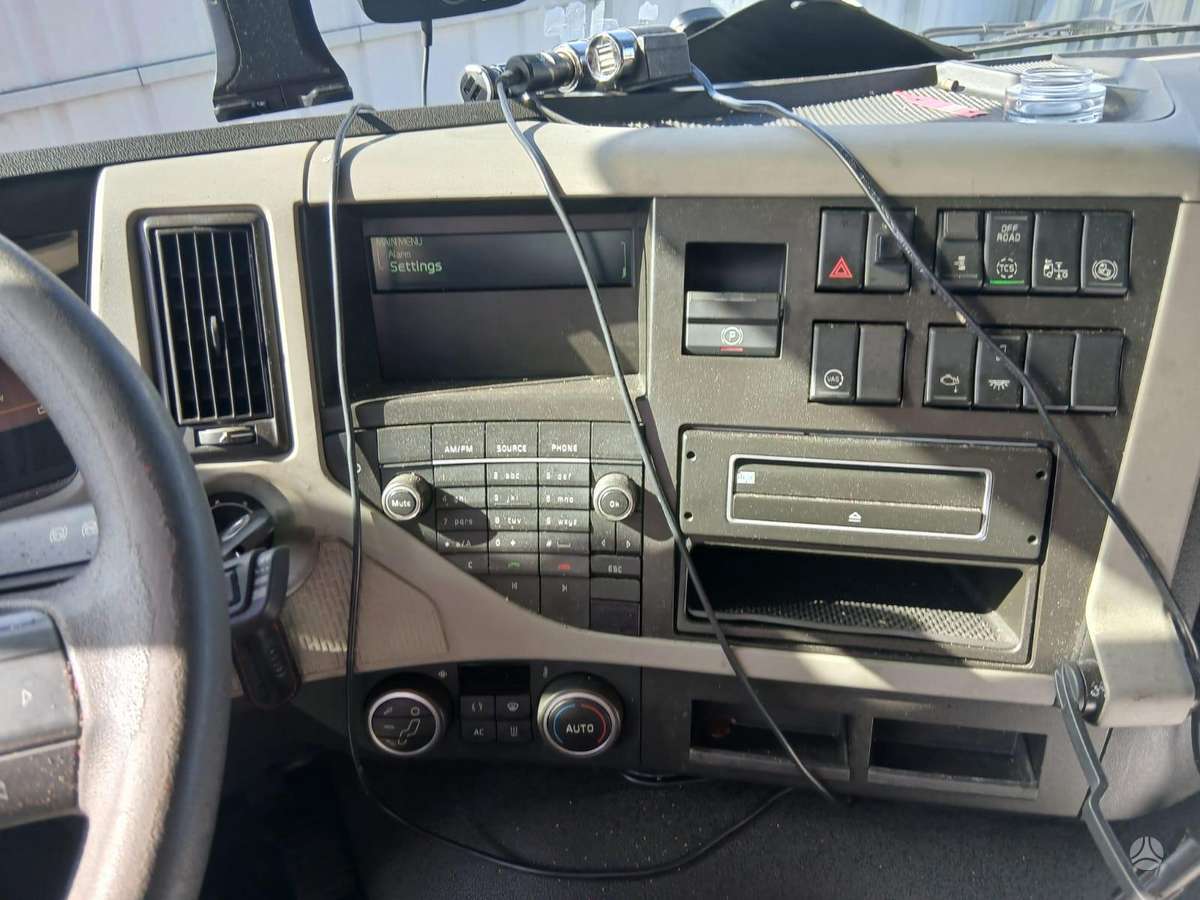 Volvo FM, автовозы