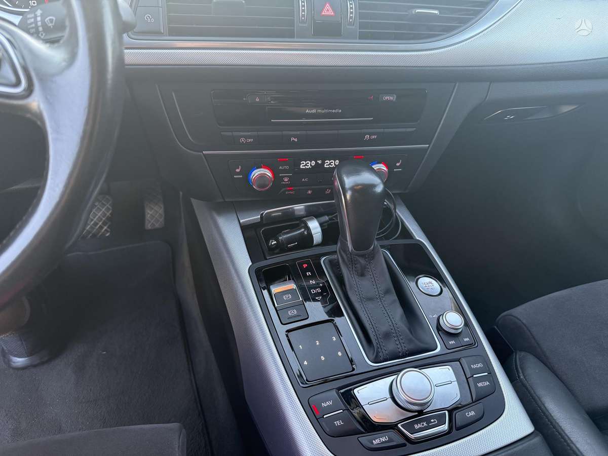 Audi A6, 2.0 l., universalas