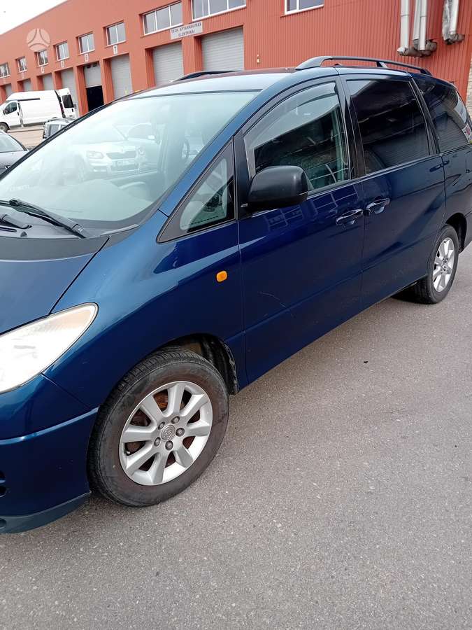 Toyota Previa - 2