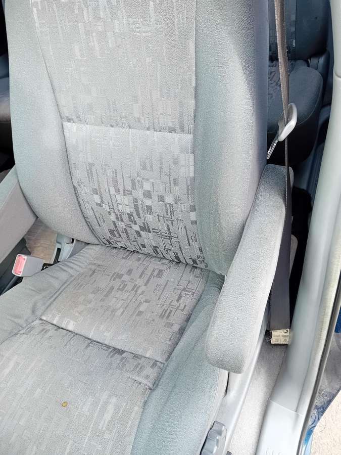 Toyota Previa - 11